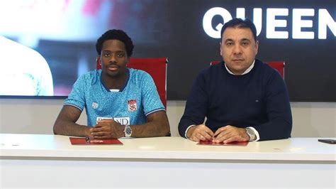 Sivasspor, Queensy Menig'i transfer etti - TRT Spor - Türkiye`nin güncel spor haber kaynağı